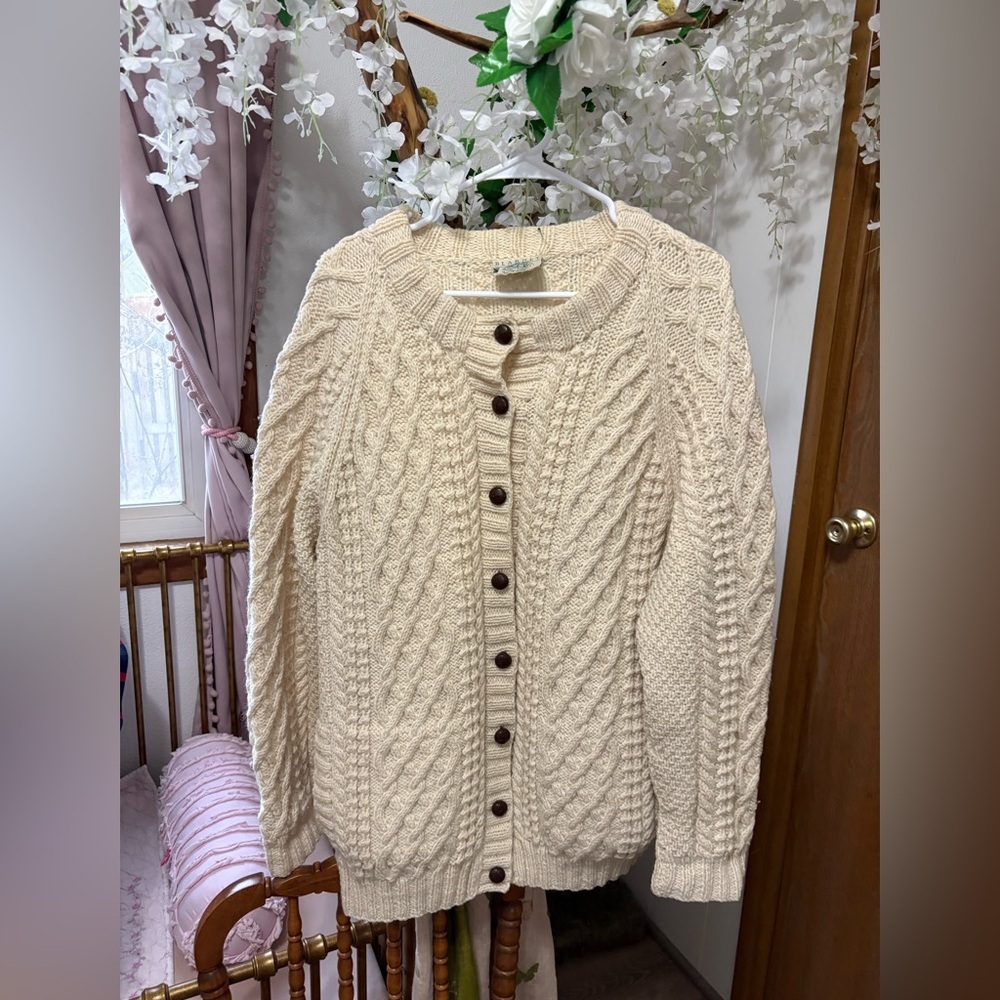 Blarney Woollen Mills Cream Cable-Knit 100% Pure Wool Button Front Cardigan - Picture 3 of 8